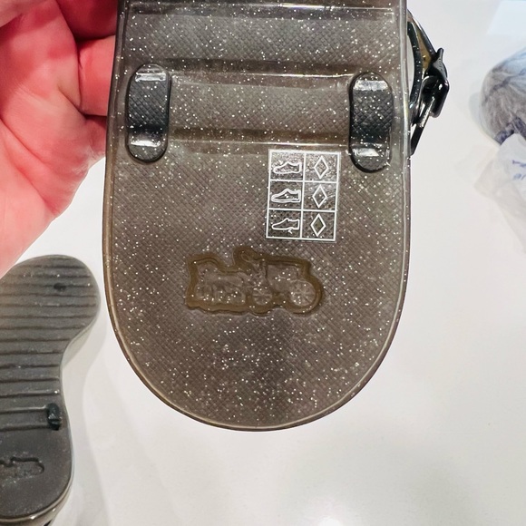 Coach size 10 Sandals - Picture 5 of 7